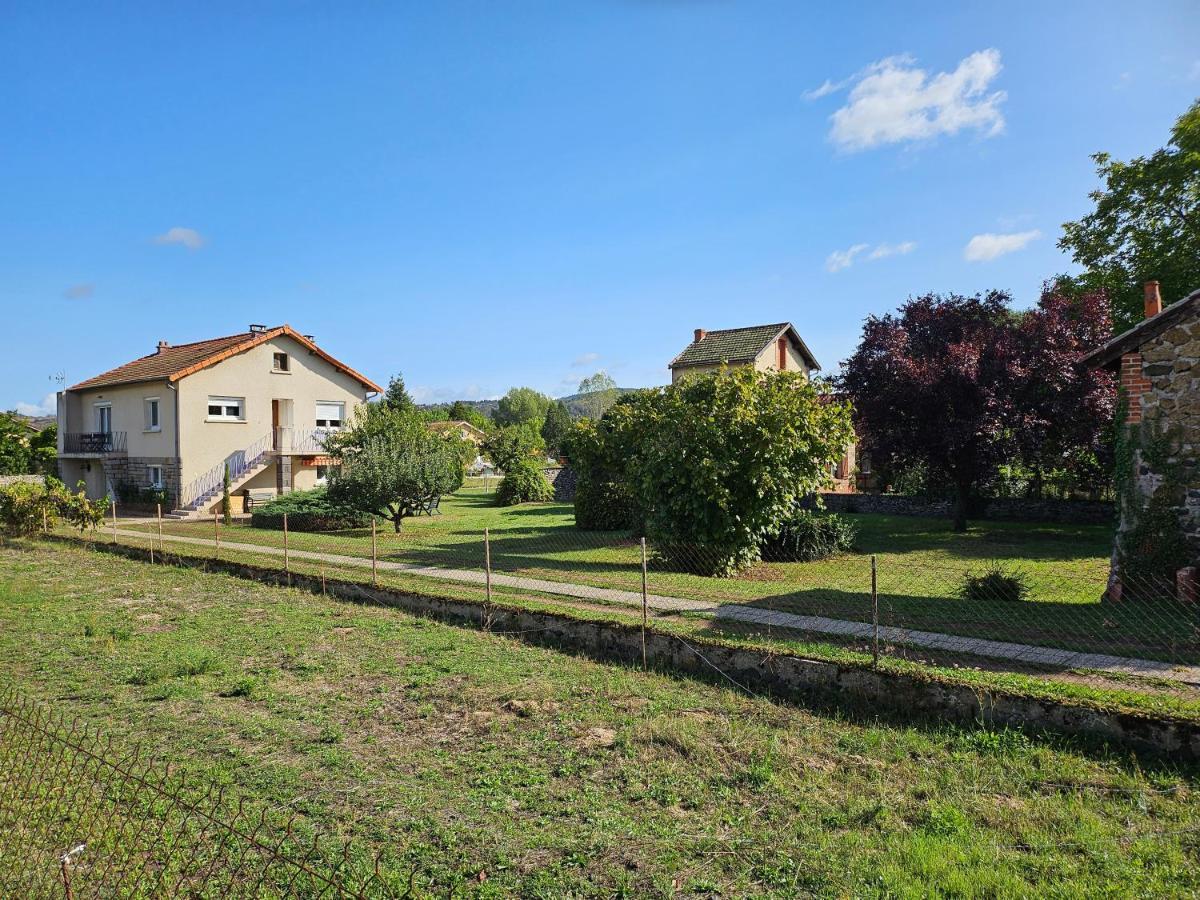 Ferienwohnung La Bourzede F3 Langeac Exterior foto